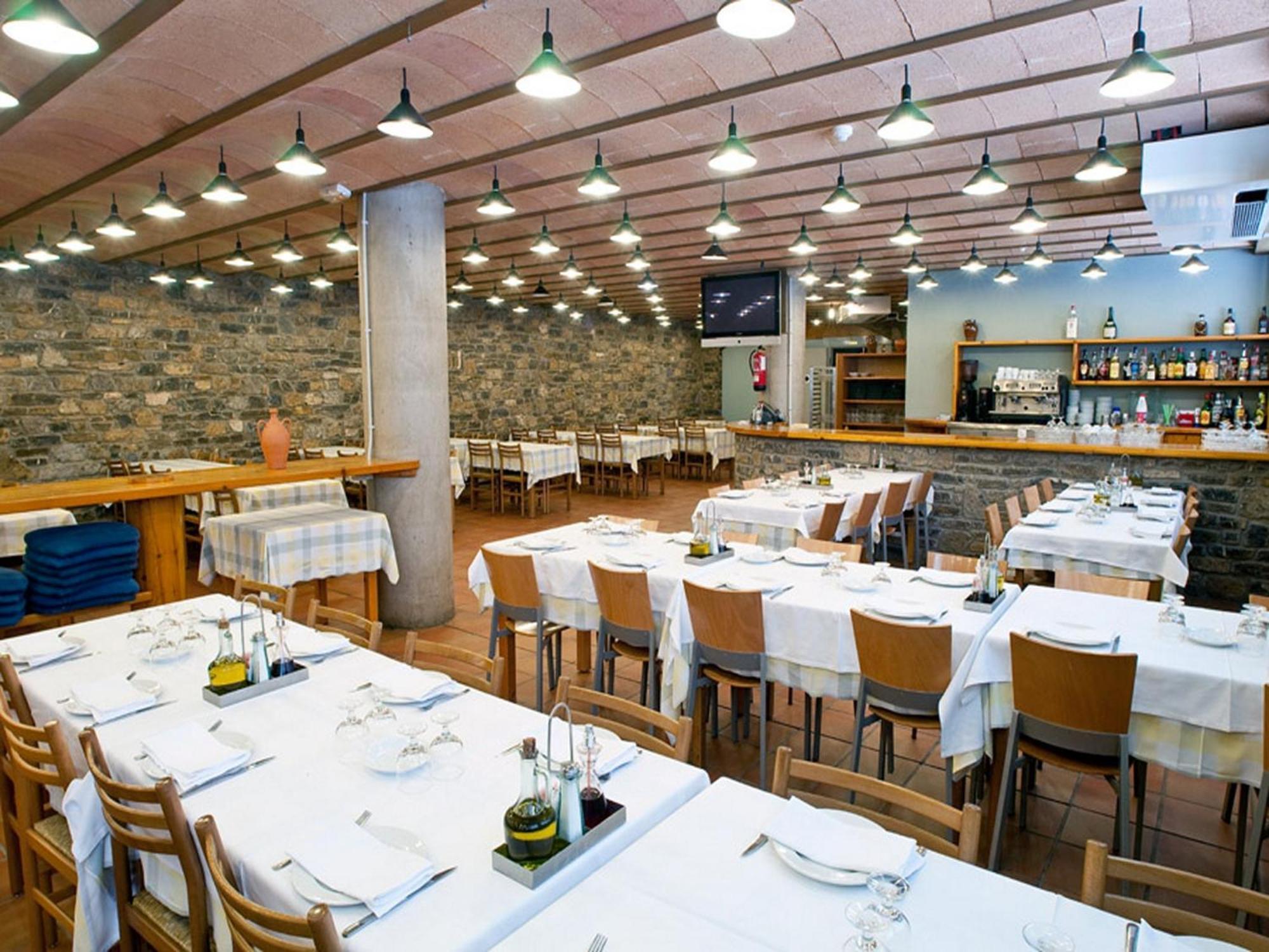 Hotel Restaurant Les Brases Sort Buitenkant foto
