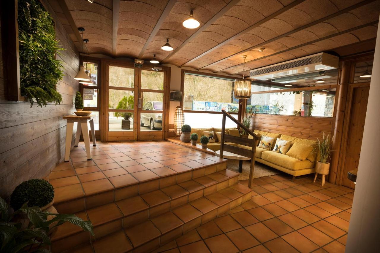 Hotel Restaurant Les Brases Sort Buitenkant foto